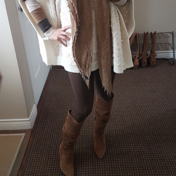 🎉Sold At MP🎉Free people easy breezy poncho sweater  Size M - Picture 9 of 12